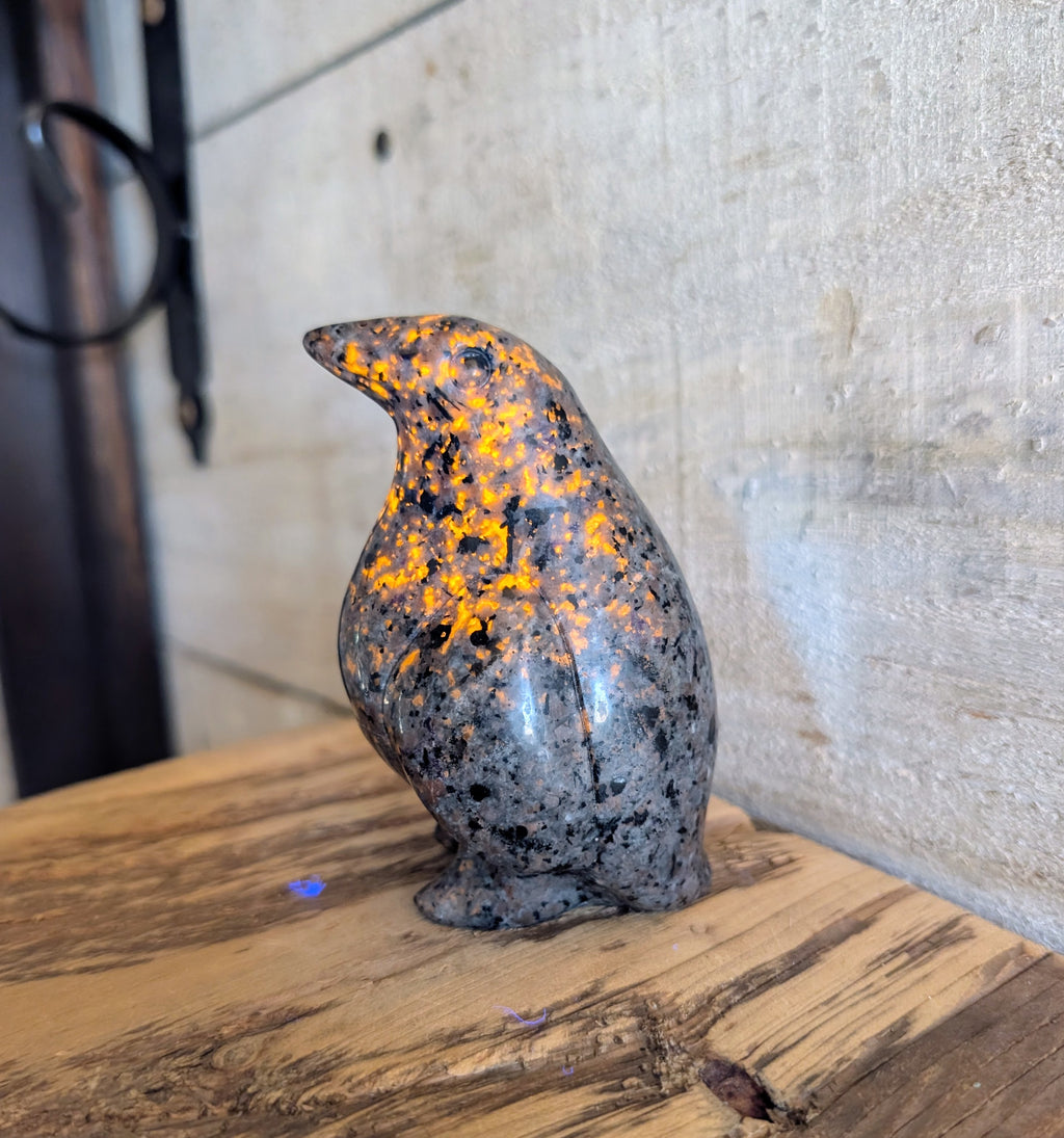 Canadian Flame Stone, Yooperlite Penguin