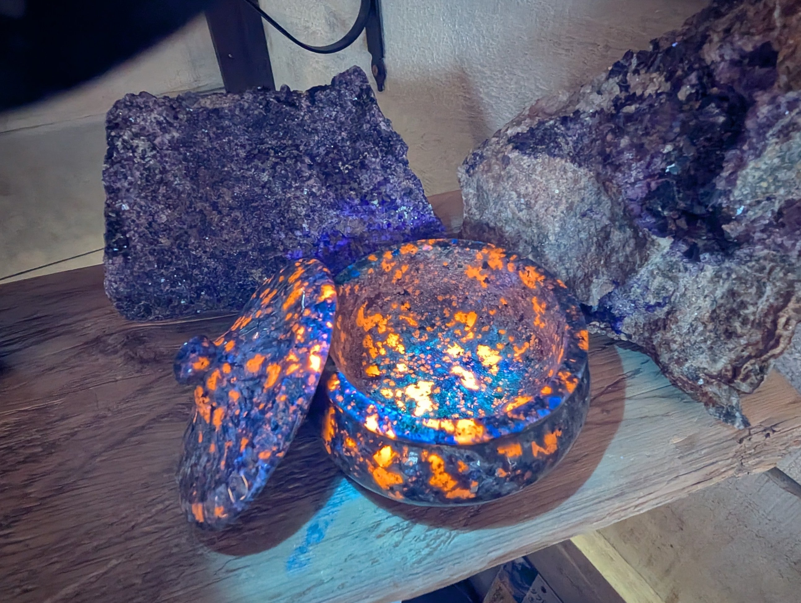 Canadian Flame Stone, Yooperlite Crystal Bowl and Lid