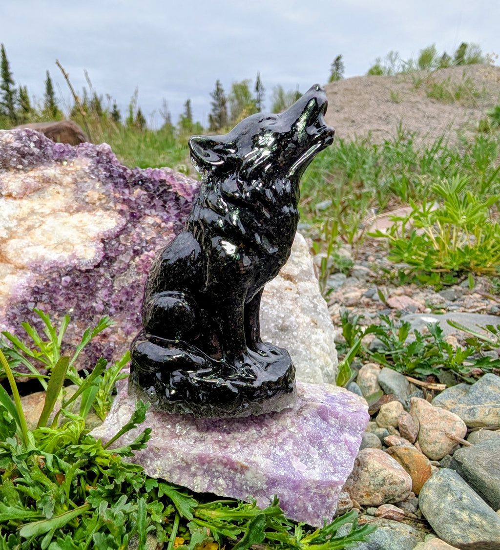 Artisanal Crystal Wolf Made With Canadian Garnet on Canadian Wilsonite
